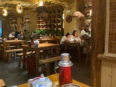 -泥糊破店小酒馆·团建聚餐(南京西路店)