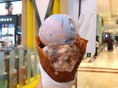 -Inside Scoop Suria KLCC