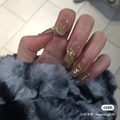 -Pink You美甲洗眉纹绣定制中心