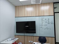 -爱特精英KET·PET·雅思托福·国际课程(苏悦广场店)