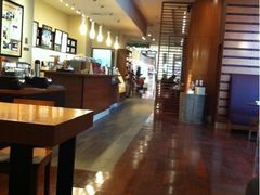 -星巴克臻选(南京金茂览秀城店)