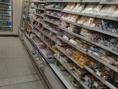 -711便利店(第二儿童医院店)