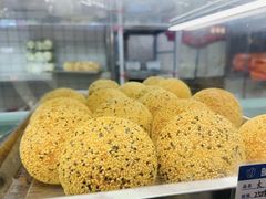 -白玉兰食品甜凤店(合生汇店)