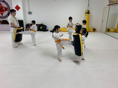 -极真空手道疾风道场(虹口凉城店)