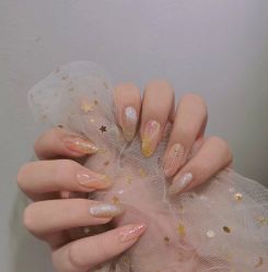 -EAST日式美甲美睫沙龙
