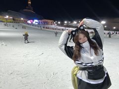 -采薇庄园四季滑雪场