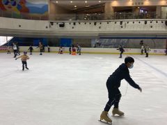 -冠军冰场CHAMPION RINK(环球银泰城店)