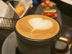 拿铁-C&R西班牙餐厅