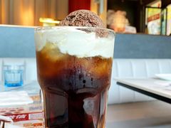 雪糕黑天使-必胜客(新中纬店)
