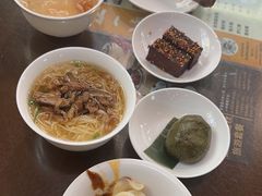 -正一涵老味道名小吃(广汉总店)