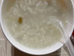 -蓝精灵饺子店