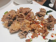 -皇城根·鲁菜济南菜·吊炉烤鸭·炒鸡鱼头(济南旗舰店)