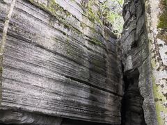 -梭布垭石林景区