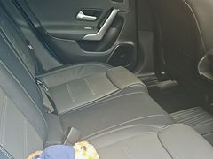 -上海星瀚奔驰4S店(红柳路店)