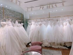 -LA GRACE高端婚纱礼服定制馆