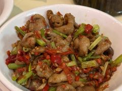 酸菜爆炒肥肠-笨罗卜浏阳菜馆(龙华鹏润达店)