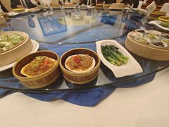 -深圳富苑皇冠假日套房酒店