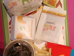 -麦当劳(中二横路店)