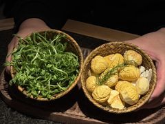 -三出山火锅(南京万象天地店)