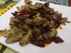 -扒虾小妹儿麻辣海鲜(宏图街店)