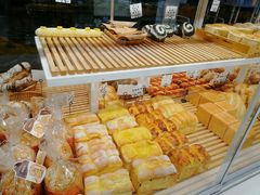 -焙丽拾光(麦凯乐直营店)