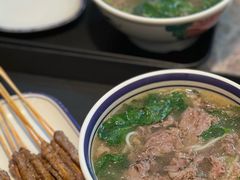 -云阿蛮云南生烫牛肉米线(奉贤路店)