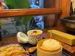 -银米·云南传统过桥米线(双廊黑金冠店)