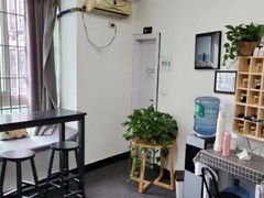 -两知·自习室(三峡广场总店)