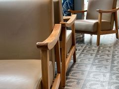 -霸王茶姬(建设路公元荟店)