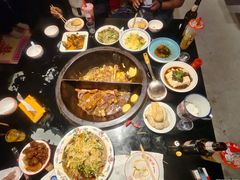 -鱼窝棚柴火铁锅炖(富山屯店)