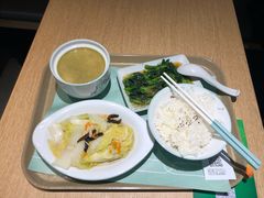 肥西老母鸡汤-老乡鸡(上海世纪大都会店)