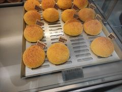 -好利来(上海虹桥新天地Lab主题店)