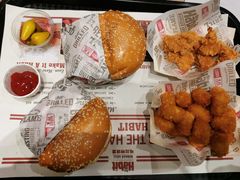-The Habit Burger Grill 哈比特汉堡(爱琴海店)
