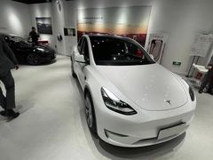 -TESLA 特斯拉(北京颐堤港体验店)