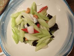 -乔街深夜食堂·小龙虾·高压锅生蚝(杭州总店)