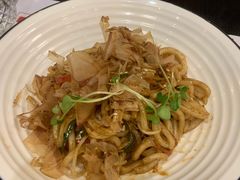 -伯顿西餐厅(厚街香榭丽店)