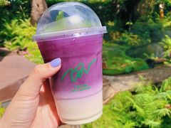 -Chom Cafe and Restaurant