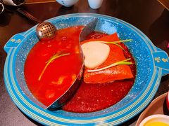 传统红油麻辣锅番茄锅-吼堂老火锅(武汉 天地壹方南馆店)
