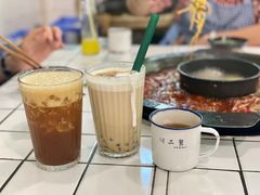 -财二舅火锅招待所