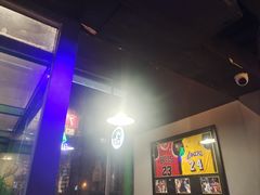 -京狮炙燥·精酿烧烤(首经贸店)