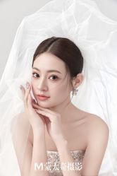 -蒙太奇婚纱摄影(万达店)