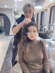 -TOP HAIR SALON