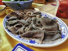 牛佰叶-大戚饭店(泰华路店)