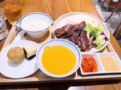 牛排口袋饼-榖屋house of flour(张江首店)