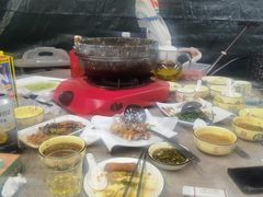 -墨脱石锅椰子鸡•香草鸭•东山羊(大东海店)