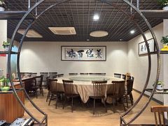 -胡须哥网红竹筒菜