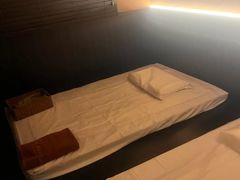 -泰·菩提树下[泰式按摩x精油SPAx肩颈头疗](新景店)