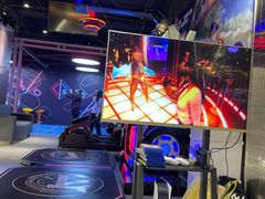 -VR+乐园·VR电竞·家庭亲子·密室逃脱·轰趴团建