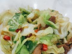 -湖南人家湘菜馆(镇江路店)