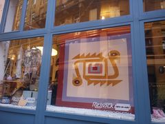 -Retrock Designer Vintage Store